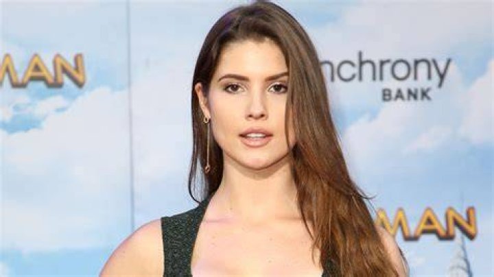A Comprehensive Look into Amanda Cerny OnlyFans: The Rise of a Social Media Sensation