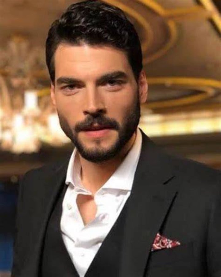 Akın Akınözü: Tracing the Path of a Turkish Acting Sensation