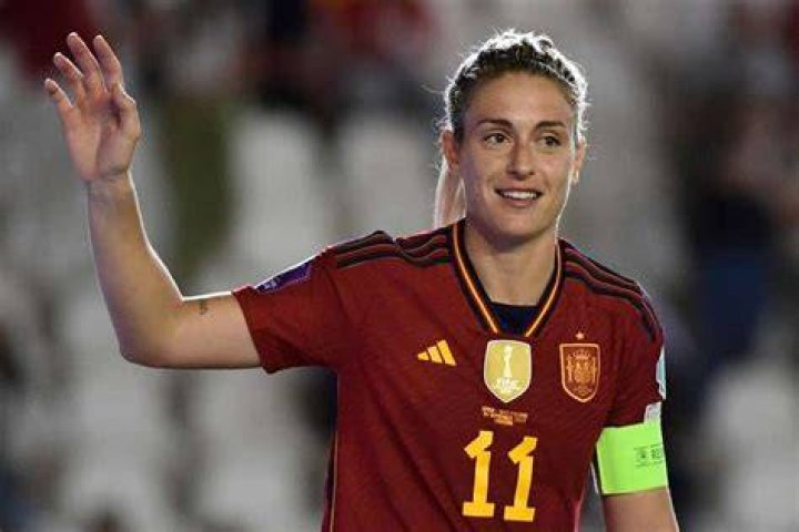 Alexia Putellas: The Spanish Midfielder Who Shapes the Game