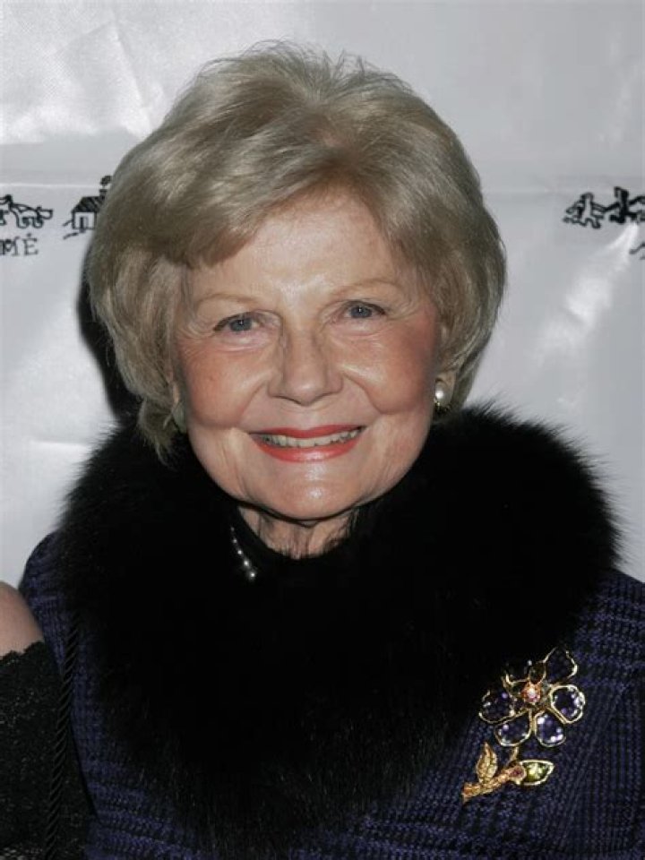 Barbara Billingsley: The Enduring Legacy of Television's Iconic Mom, June Cleaver