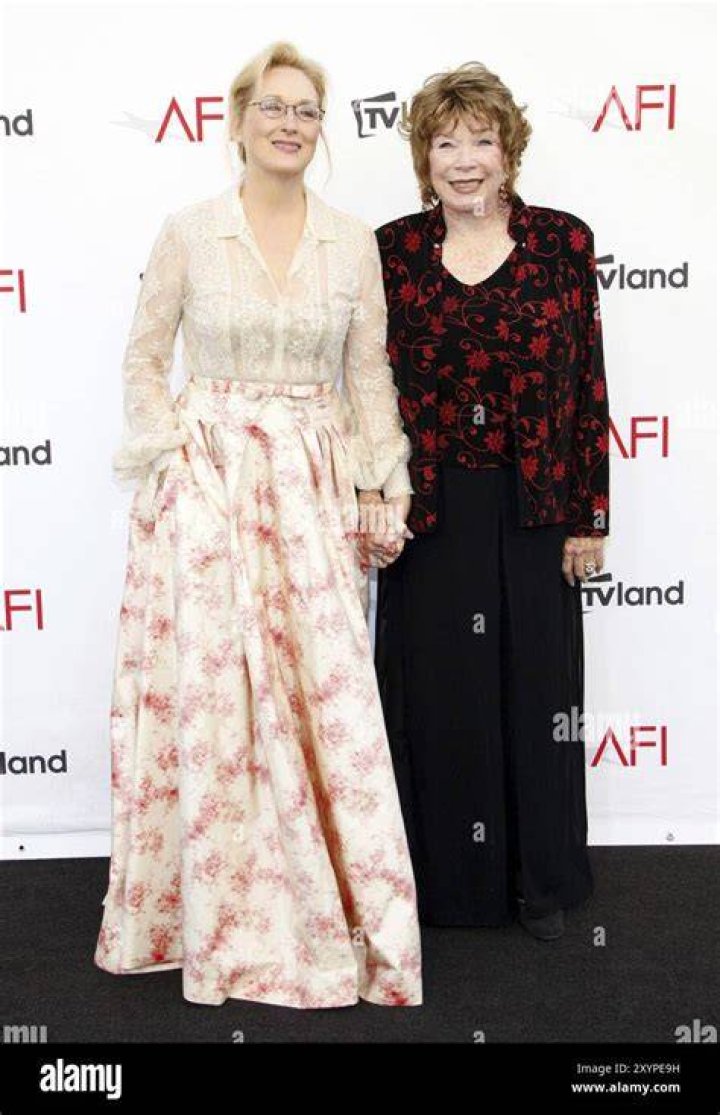 Behind the Scenes: Did Shirley MacLaine and Meryl Streep Really Get Along on 'Postcards from the Edge'?