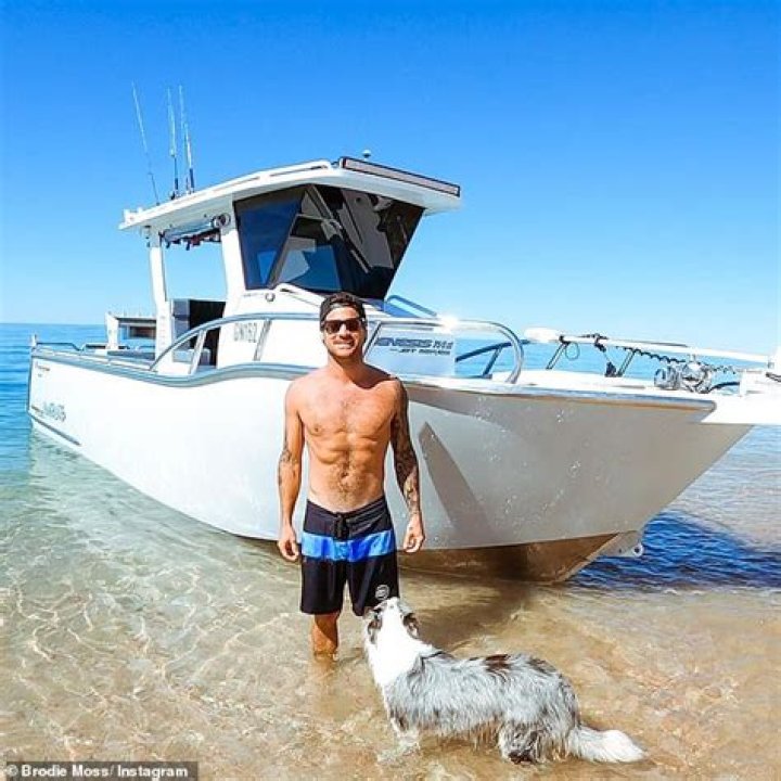 Brodie Moss Bitten? Unpacking the Shocking Paddleboard Shark Encounter