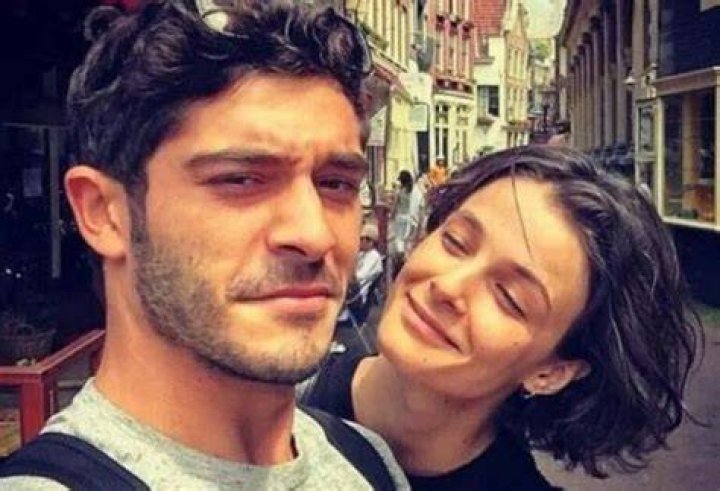 Burak Deniz's Real Wife: What the Records Say About Türkiye's Popular Burak Özçivit and CZN Burak