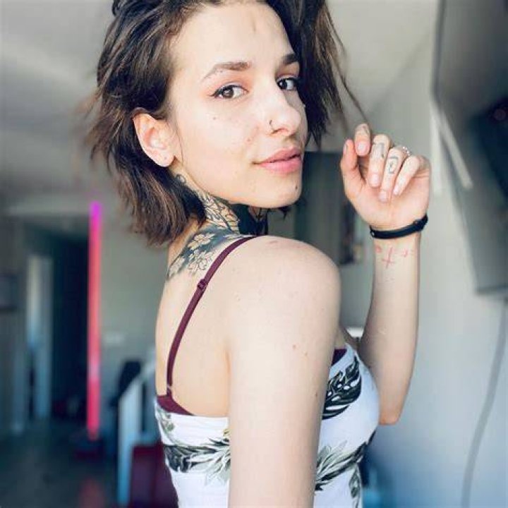 Chloe Sunderland: Embracing a Style That Truly Resonates