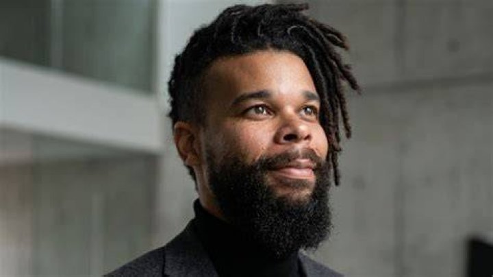 Damon Darling Age: Uncovering the Story Behind the Stand-Up Sensation