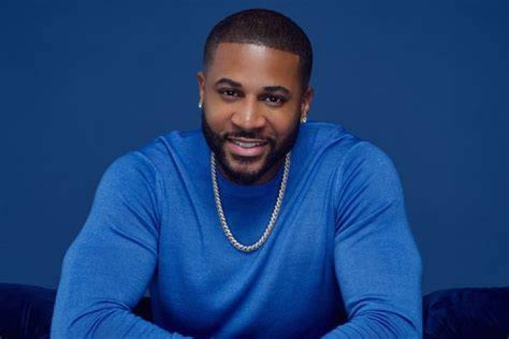 Devale Ellis: From Gridiron Great to Screen Star and Beyond