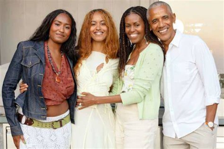 Did Michelle Obama Give Birth to Her Two Daughters? The Truth Revealed