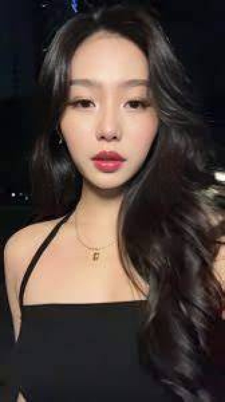 Discovering Amy Flamy: The South Korean Social Media Sensation