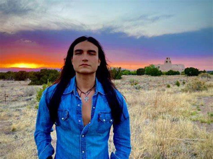 Discovering Dakota Beavers: From Nashville Stages to Hollywood Screens