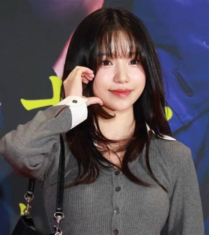 Discovering Jo Yuri: A Look at a Bright Star in South Korean Entertainment