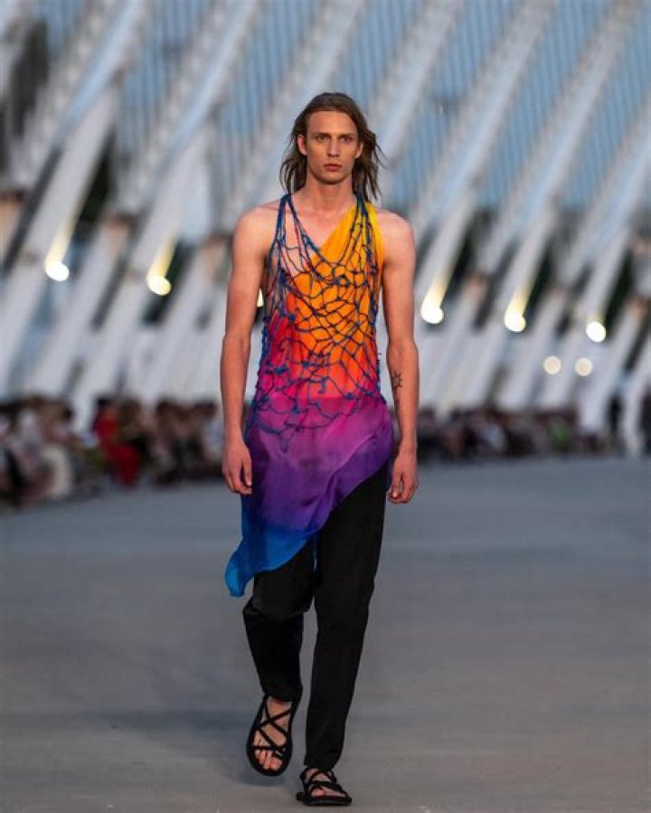 Discovering Mosty Loman: Your Spot for Greek Designer Fashion