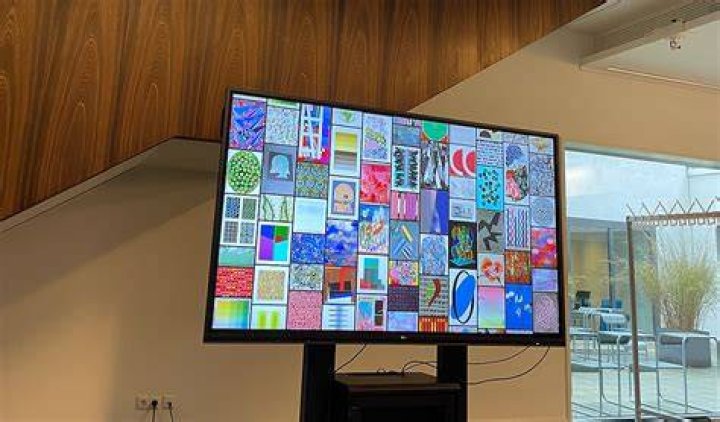 Discovering Neshormeh Lindo: A Glimpse into Digital Enchantment