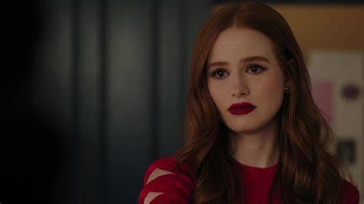 Does Cheryl Date a Girl in Riverdale? Exploring Cheryl Blossom's Love Life