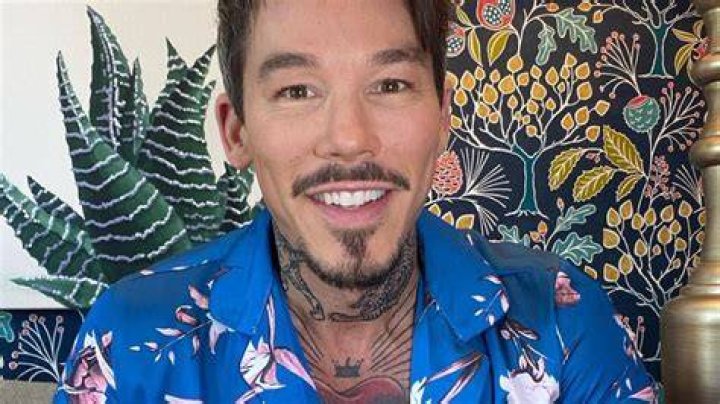 Does David Bromstad Sell His Paintings? Uncovering the Artful Side of an HGTV Star