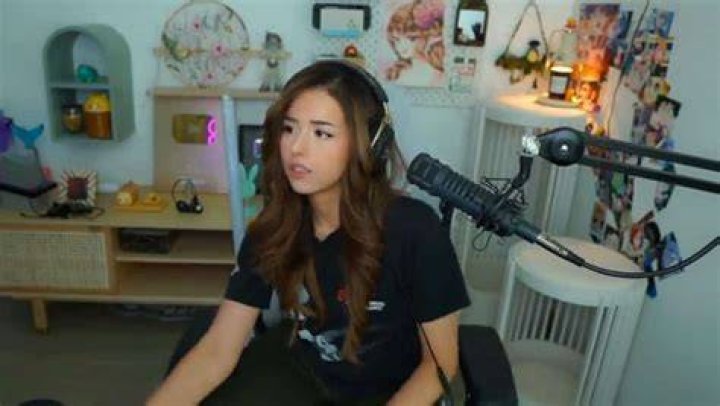 Does Pokimane Speak English? Unpacking Her Multilingual Talents
