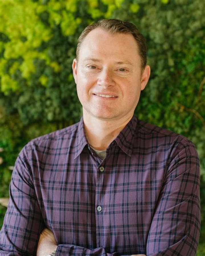Doug Hutchinson: The Complete Guide to His Life, Career, and Achievements