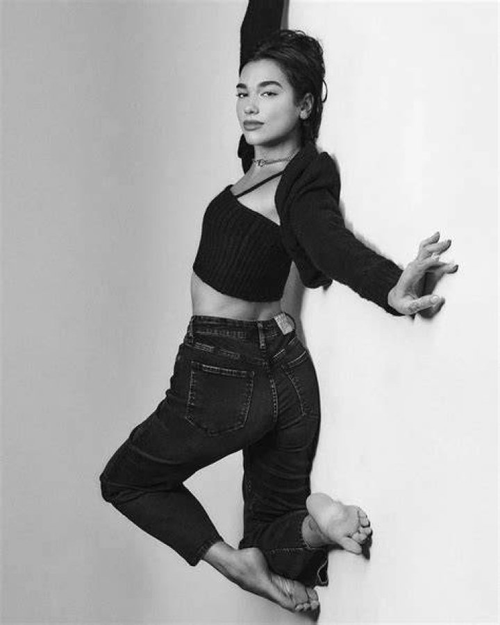 Dua Lipa Soles: Exploring the Foundation of a Pop Icon's Style