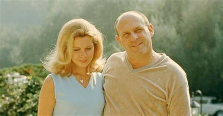 Elizabeth Montgomery Spouse: Exploring the Loves of a Bewitching Star