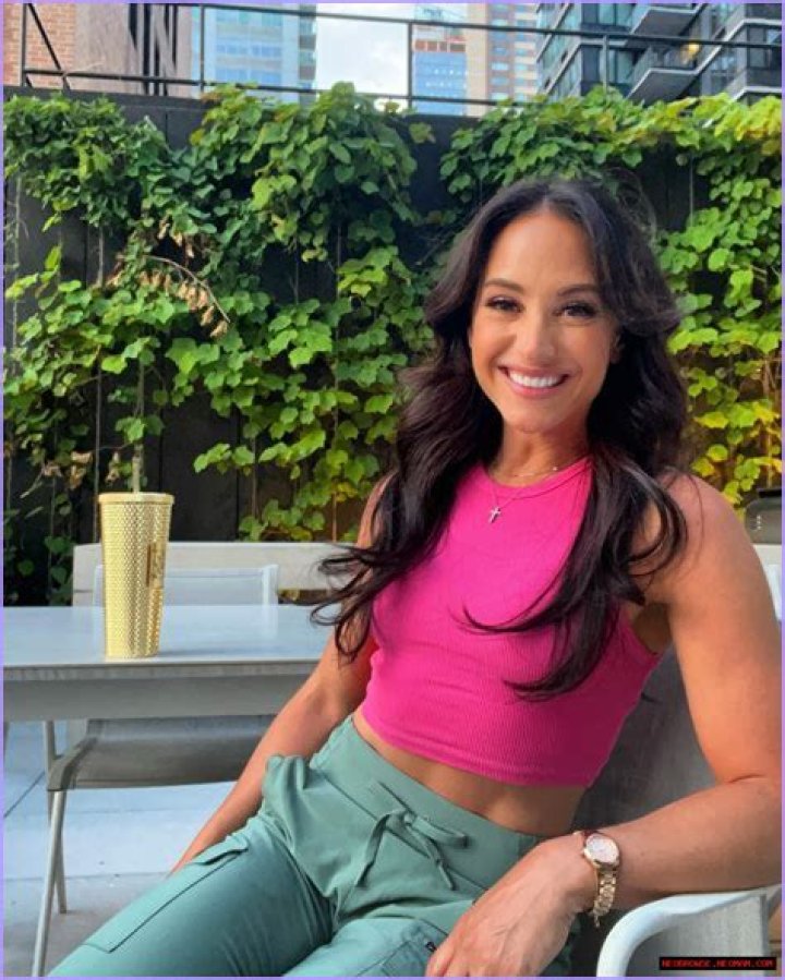 Emily Compagno Height: What You Need to Know About Her Stature
