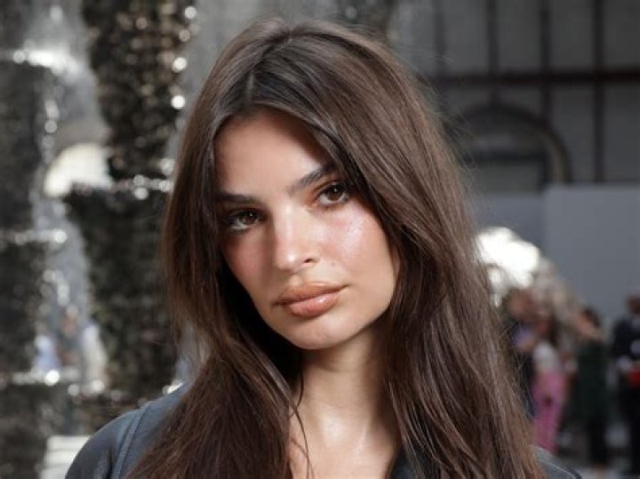 Emily Ratajkowski: The Journey of an Iconic Figure in Entertainment