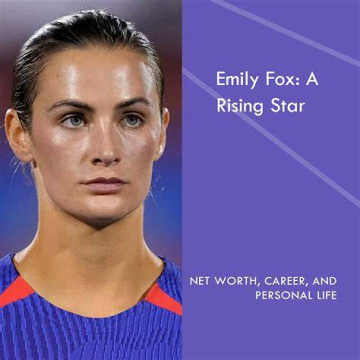 Emily Santttt: Rising Star in the Digital Age