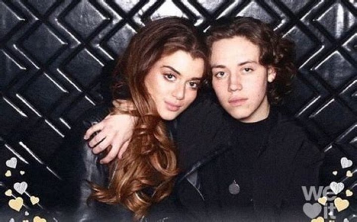 Ethan Cutkosky Girlfriend 2025: Unveiling the Relationship, Facts, and More