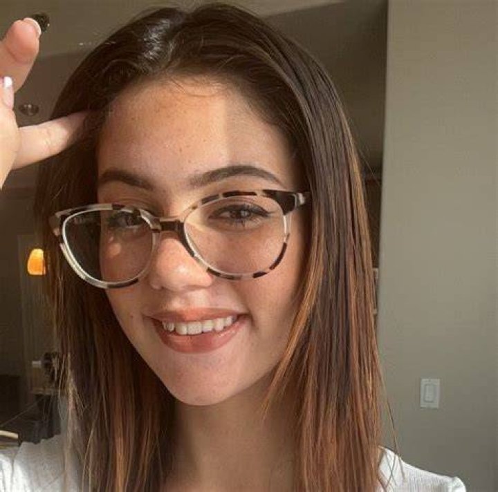 Exploring Ellie Nova Porn: Where to Find Her Engaging Content Today