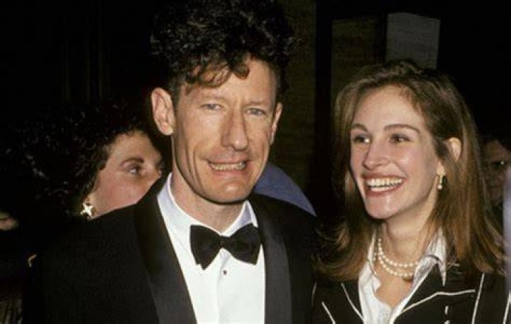 Exploring Julia Roberts' First Marriage: A Look Back at Her Union with Lyle Lovett