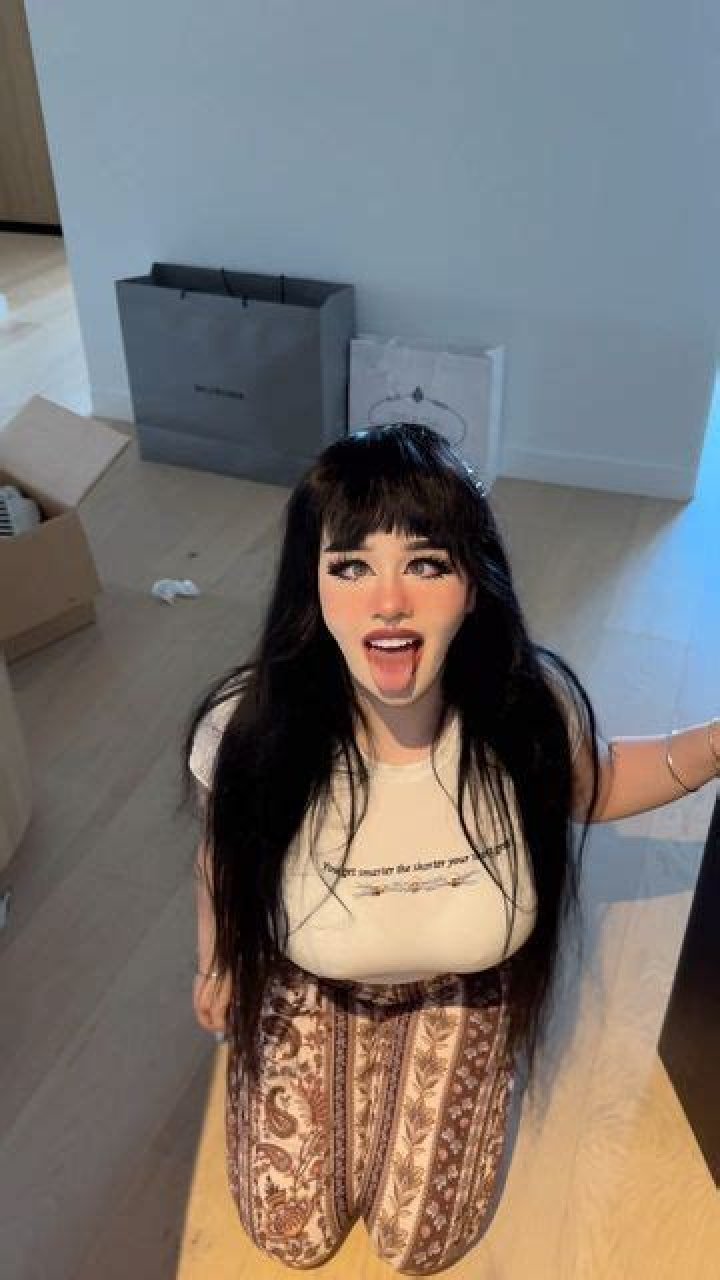 Exploring Lara Rose OnlyFans: A Creator's World and What It Offers