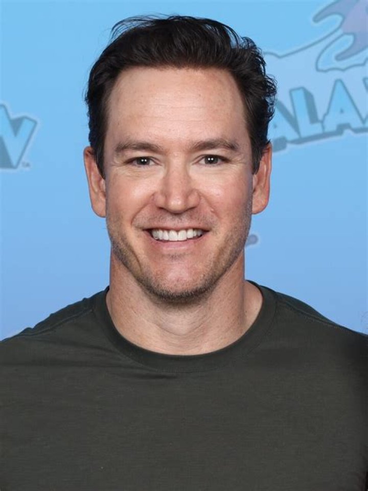 Exploring Mark-Paul Gosselaar's Enduring Presence in Entertainment