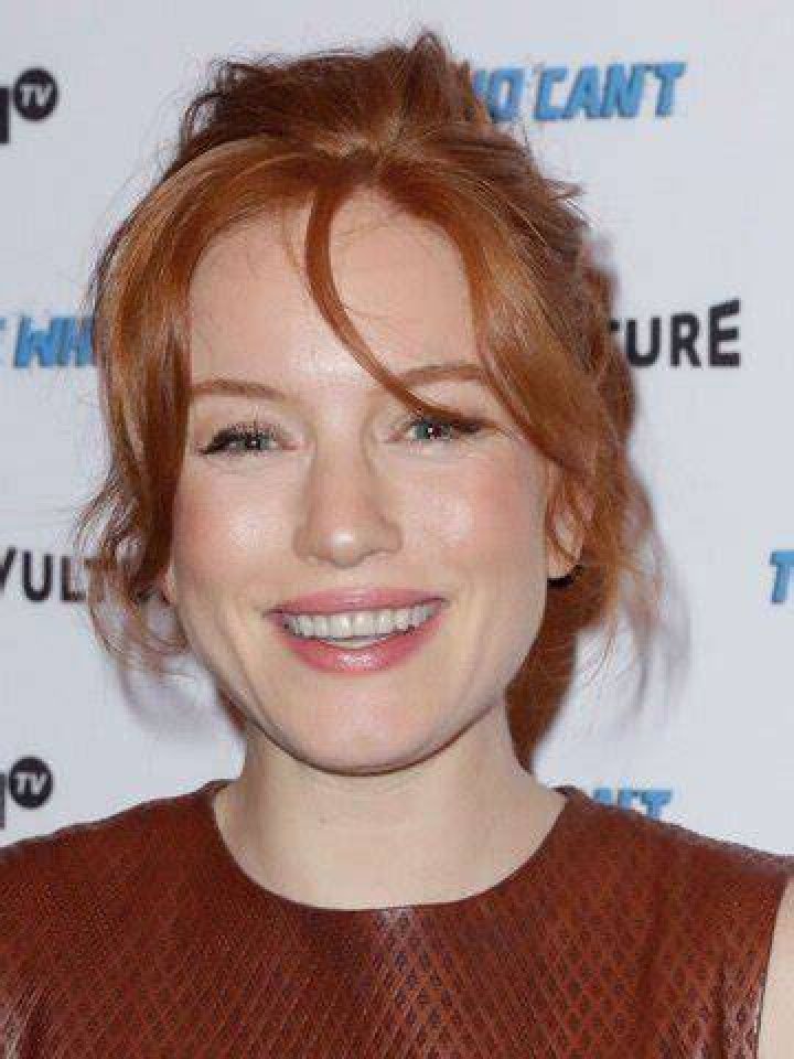 Exploring the Career of Maria Thayer: A Beloved Actress and Comedian