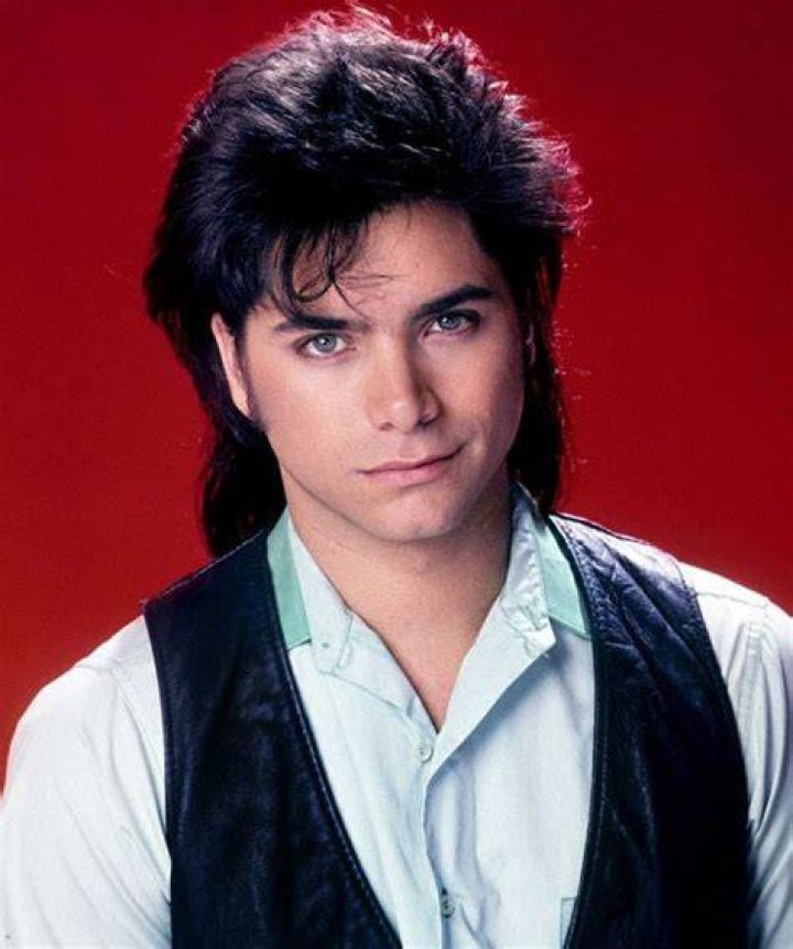 Exploring the Early Years of John Stamos: From Young Heartthrob to TV Icon