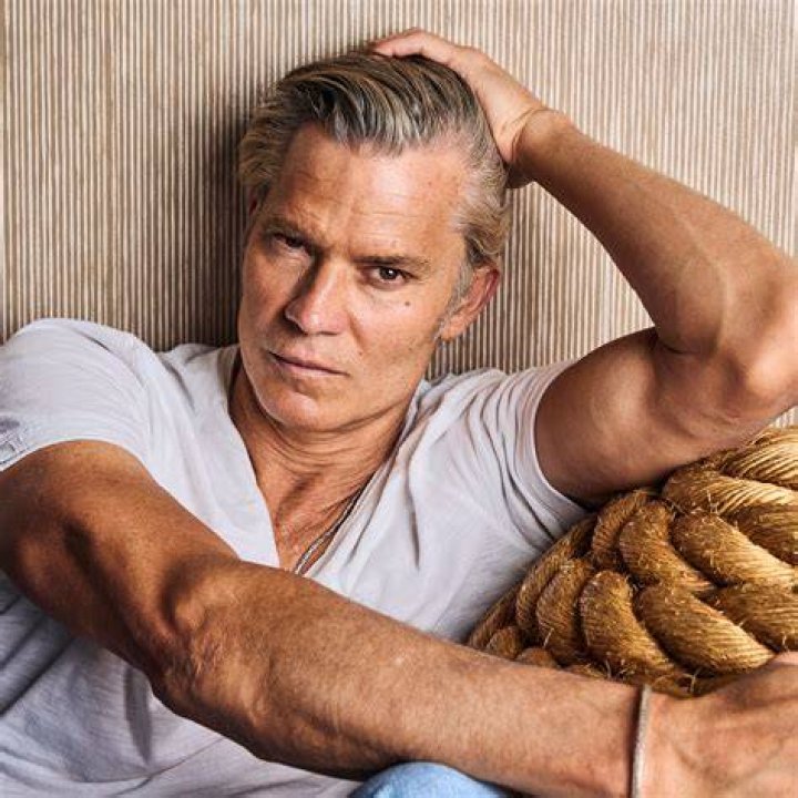 Exploring the Enduring Appeal of Timothy Olyphant: A Look at His Remarkable Career and Life