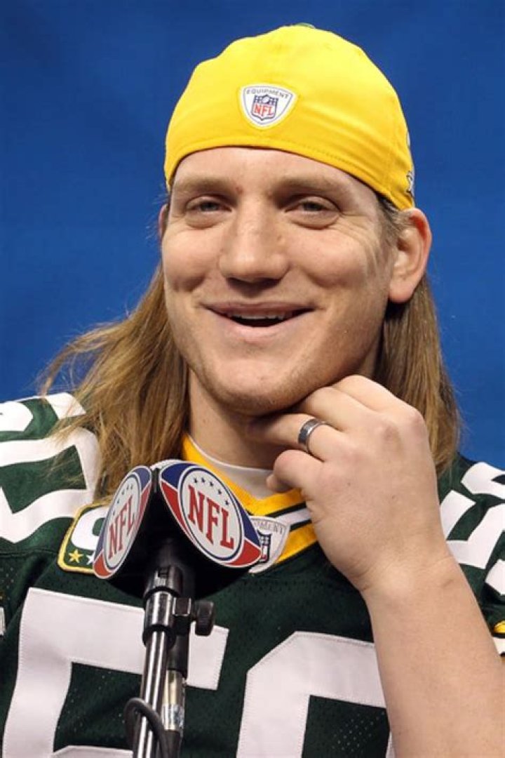 Exploring the Journey of aj hawk: From Gridiron Great to Sports Voice