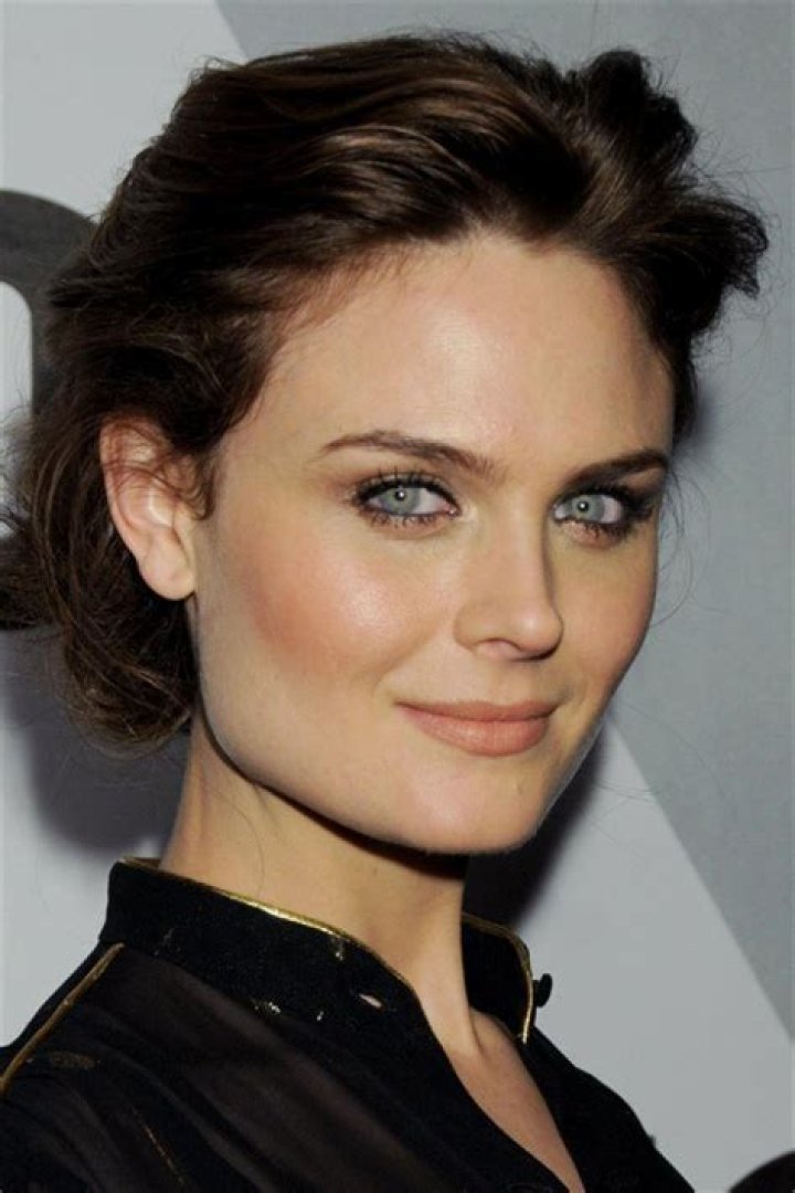 Exploring the Journey of Emily Deschanel: From Bones to New Horizons