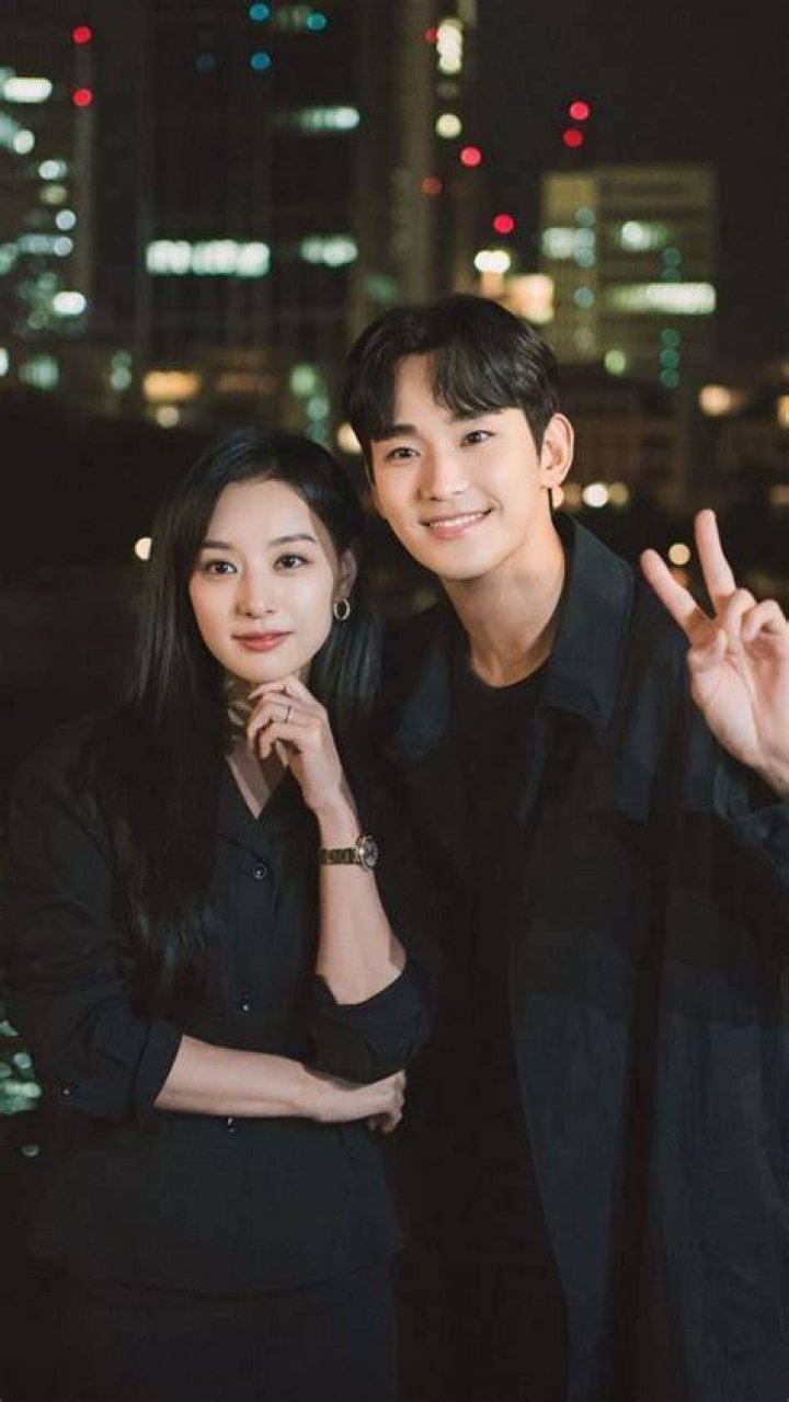 Exploring the Journey of Kim Soo-hyun: From Debut to Global Recognition