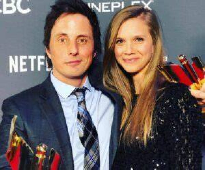 Finding Information on Jonny Harris's Wife: What We Know and Other Noted "Jonnys"