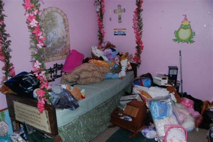 Gypsy Rose Mom Leaked Photos: The Crime Scene Uncovered