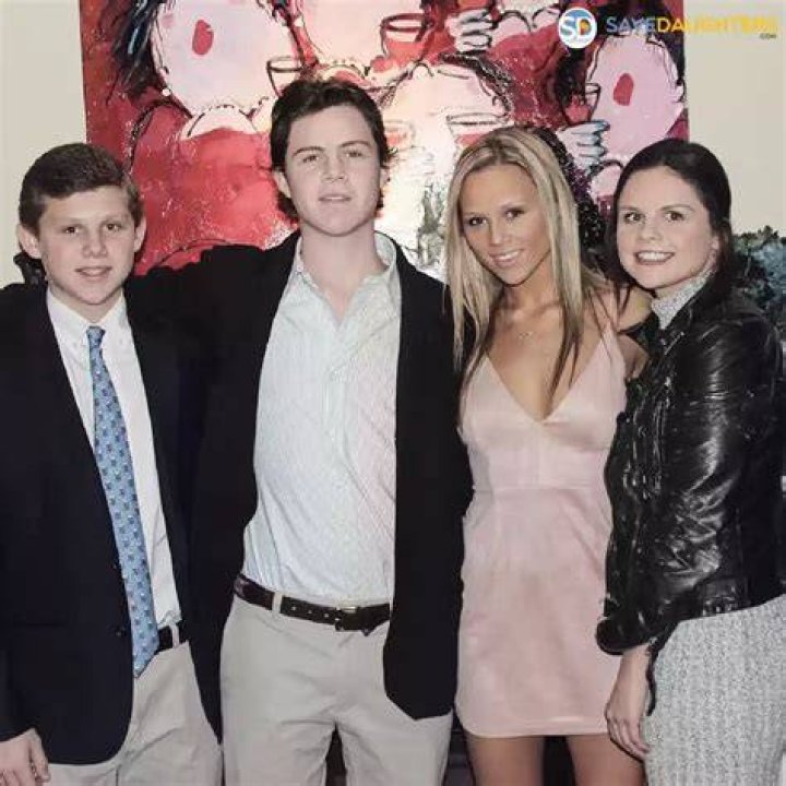 Hallie Batchelder Parents: Exploring the Background of a Public Figure