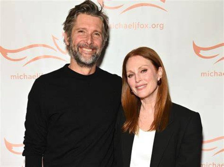 How Did Julianne Moore Meet Her Husband, Bart Freundlich?