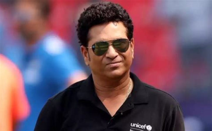 How Much Does Sachin Tendulkar Charge for an Instagram Post? Unpacking the Master Blaster's Social Media Value
