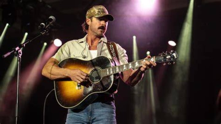 How Old Is Riley Green Singer: Uncovering the Country Star's Age