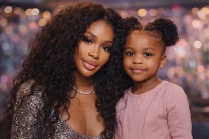 How Old is SZA Daughter Nova? Unpacking the Curiosity Around SZA's Family Life