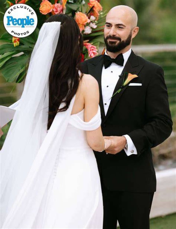 Is Boris Sanchez Married? Exploring Public Figures' Lives and the Information We Seek