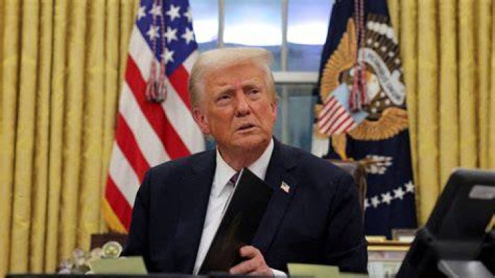 Is Donald Trump Left Handed? Unveiling the Truth and Exploring the Myths