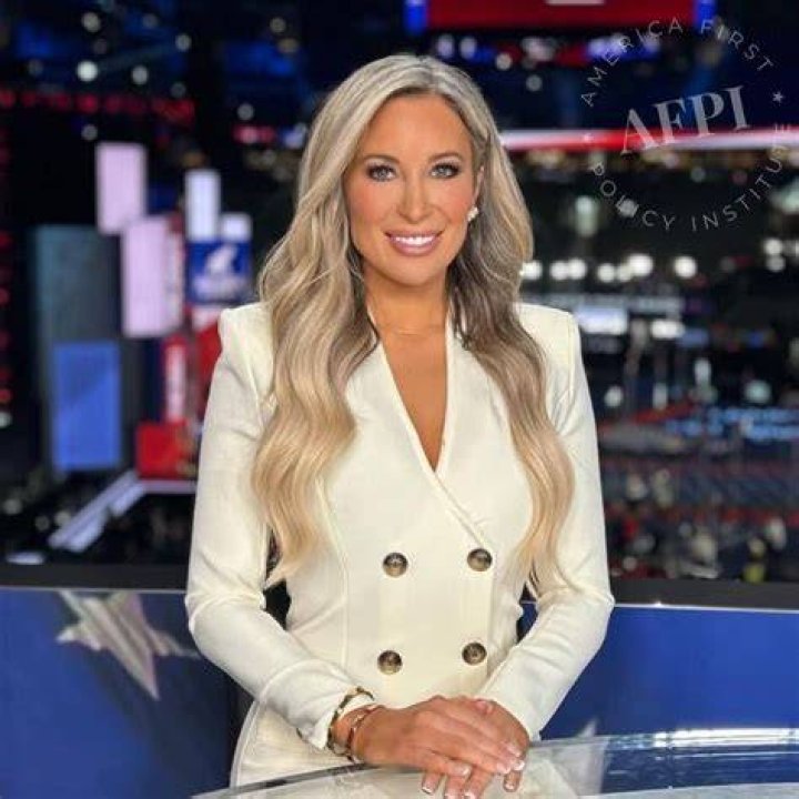 Jenn Pellegrino: A Look at Her Distinguished Career in Media