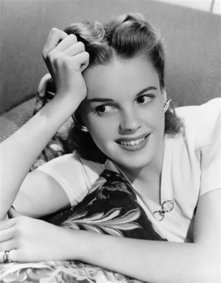 Judy Blooms Age: Uncovering the Years of a Literary Icon