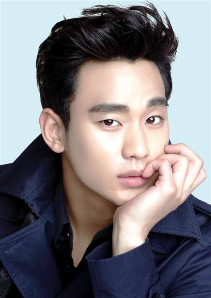 Kim Soo Hyun Relationship: Unpacking the Star's Love Life