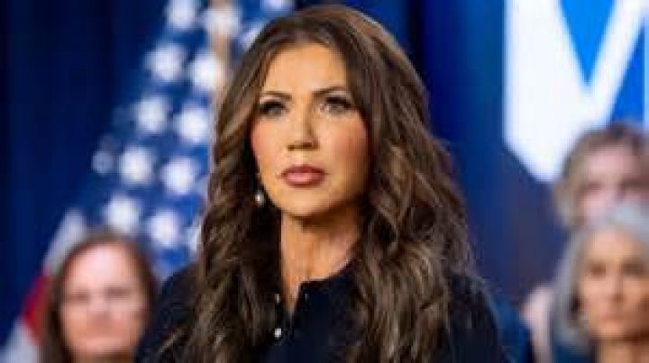 Kristi Noem's Public Image: Examining Recent Fashion Choices and Social Media Buzz