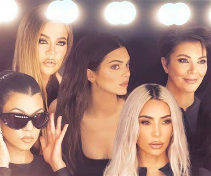 Las Kardashian: Unpacking Their Cultural Footprint Today